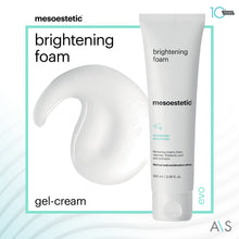 Load image into Gallery viewer, Brightening Foam 100ml
